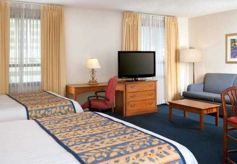 Residence Inn By Marriott Las Vegas Hughes Center Room photo